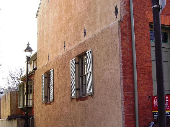 2nd image of 109 W Barre St