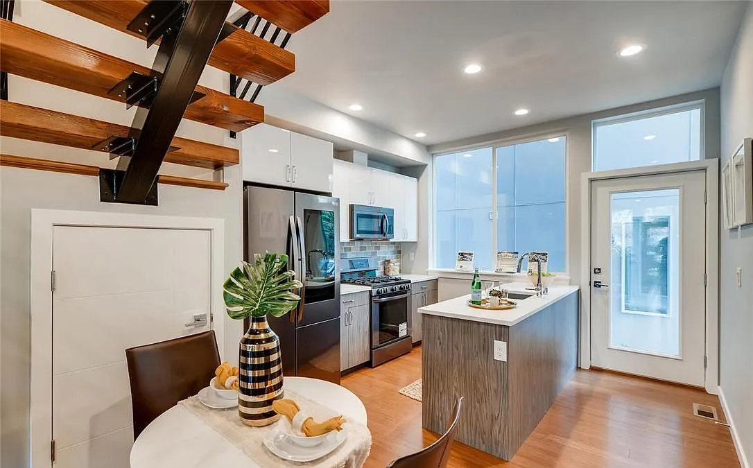 Building Photo - 2203 NW 63rd St