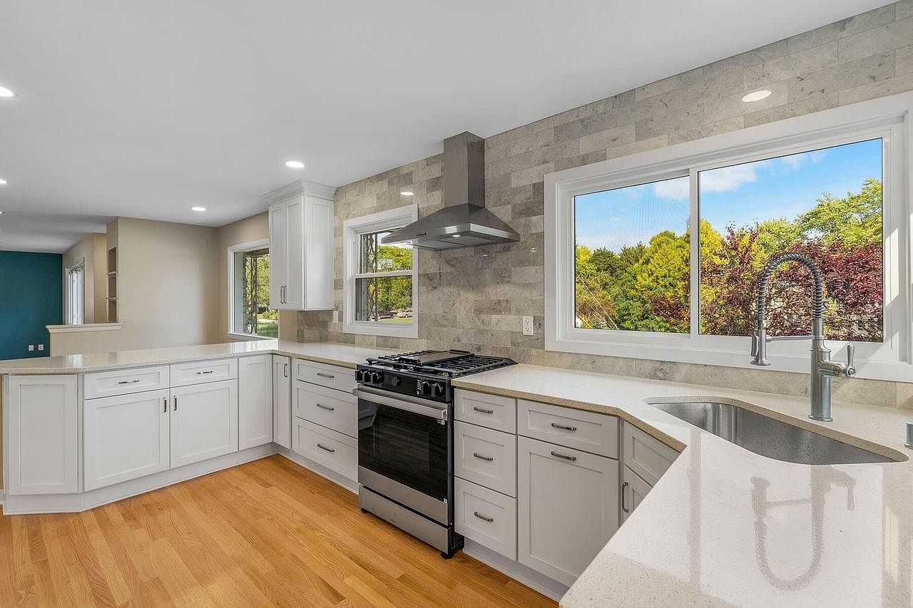 11650 Range Line Rd 6963 North Range Line ROAD, Glendale, WI 53209 | Zillow