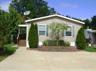 714 Labadie Ct, Rochester Hills, MI 48307