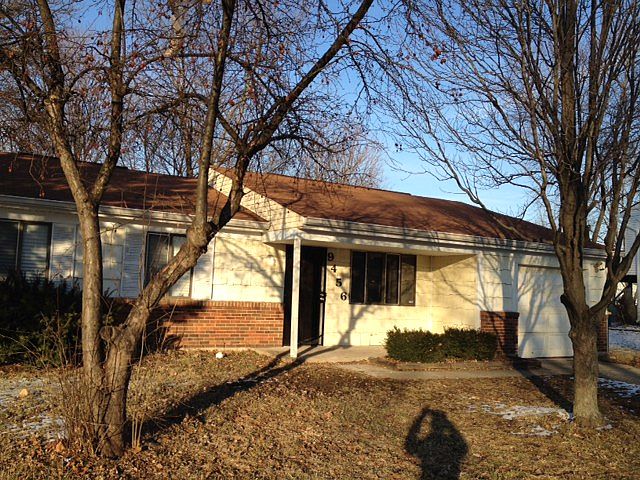 1st image of 9456 English Oak Dr