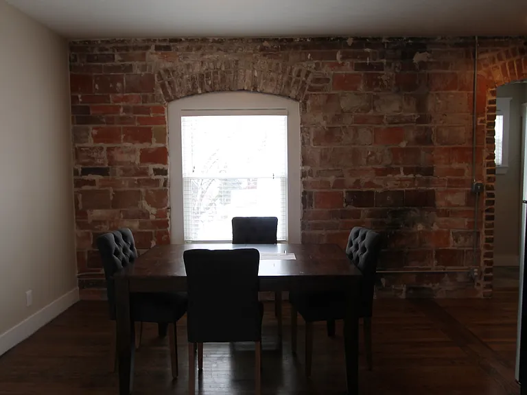 The Newport — Photo 33
