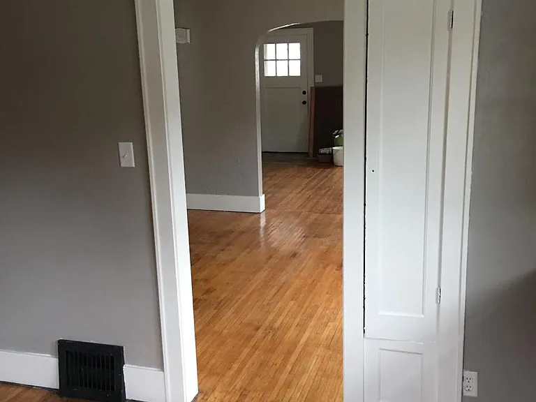 1511 N Jackson St — Photo 10