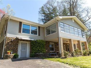 746 Crab Creek Rd, Hendersonville, NC 28739