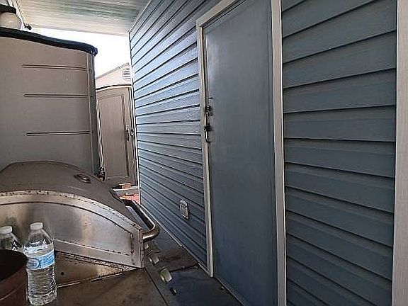5th image of 2505 E Bay Dr Lot 35