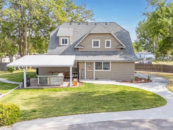 621 S Borchers Ln, Caldwell, ID 83605