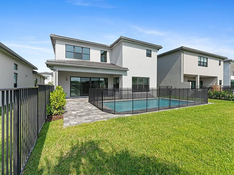20062 Hirono Ln — Photo 50