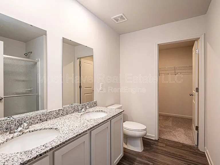 1926 Tranquility Cir #E — Photo 7