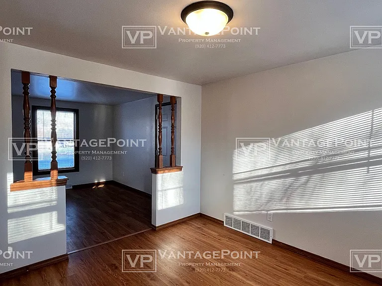 471 Taft St — Photo 14
