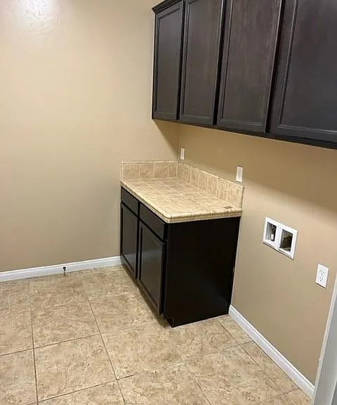12715 Eversham Dr — Photo 26