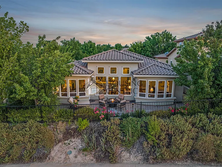 4005 Royal Troon Dr — Photo 65