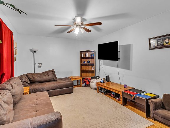 5th image of 802 Winding Hills Ln