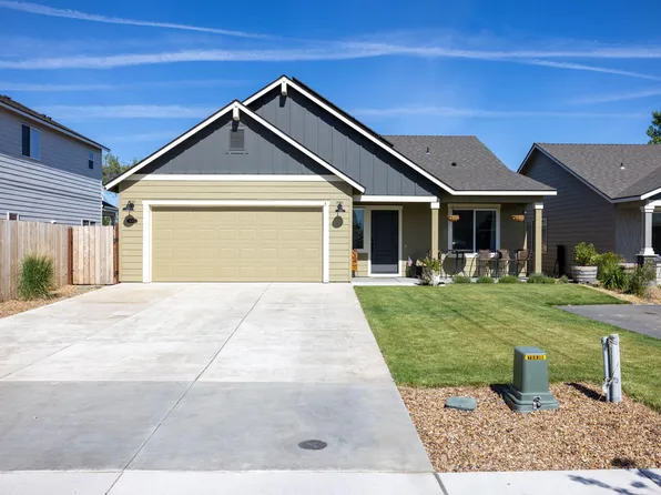 1065 NW Willow Parkway Rd, Madras, OR 97741