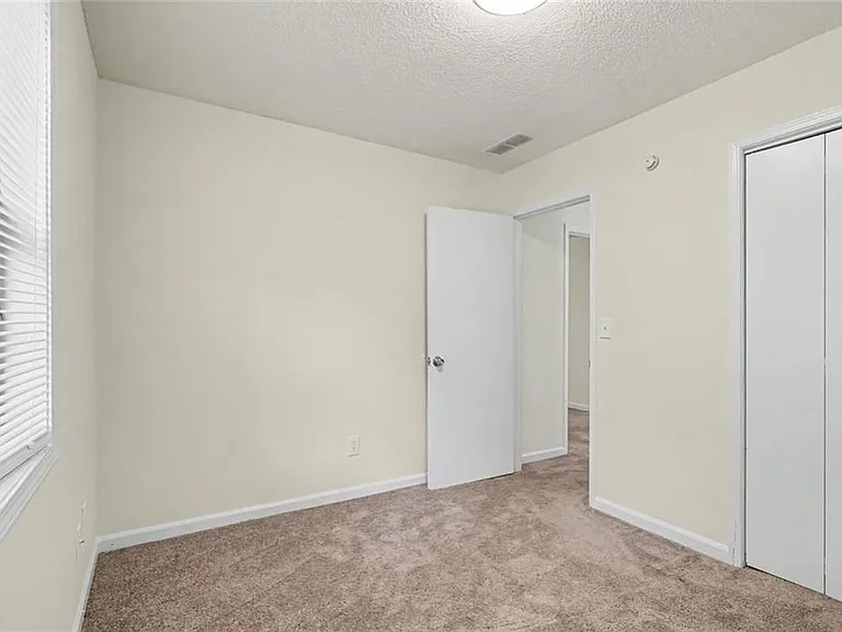 2623 Dorian Dr #D — Photo 13