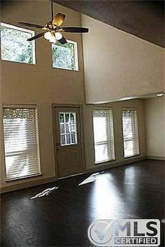 3rd image of 1203 W Hudgins St