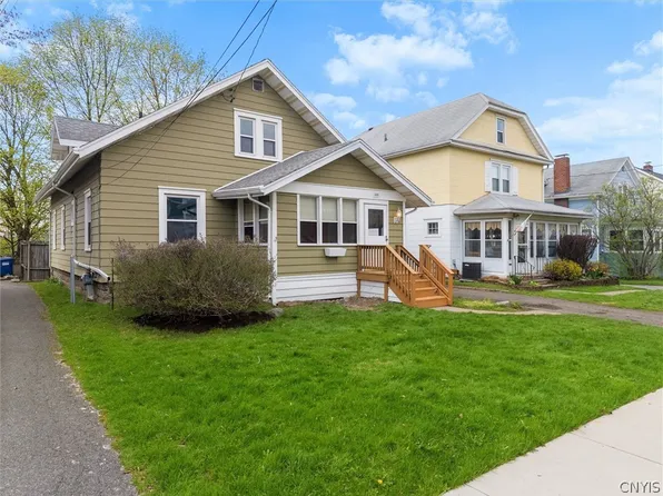 226 Plymouth Dr, Syracuse, NY 13206