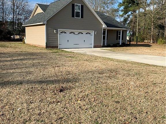 2nd image of 7865 Maxwell Rd