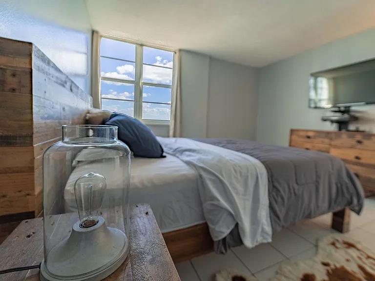 6450 Collins Ave #703 — Photo 12