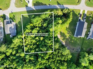 207 Everett Park Trail, Holly Ridge, NC 28445