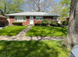 820 N Lincoln St, Addison, IL 60101