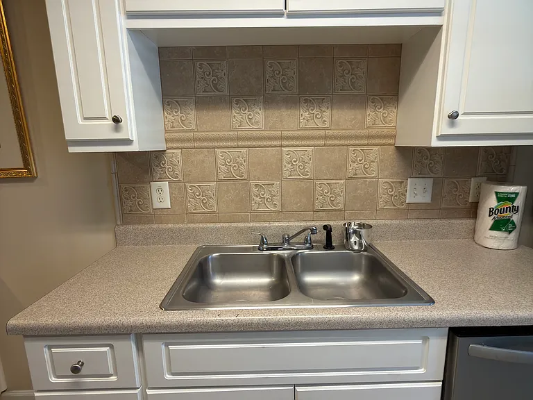 6027 Sanibel Dr — Photo 12
