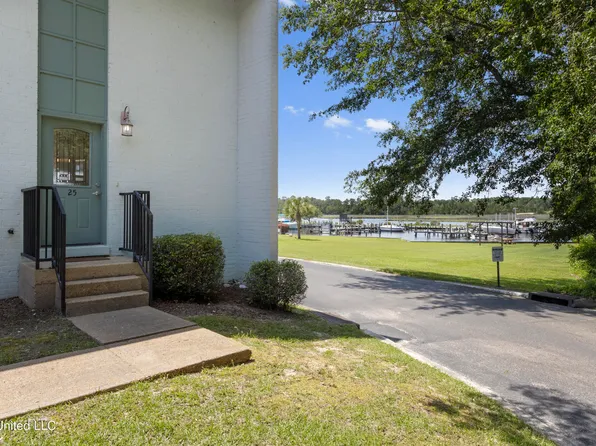 3230 Cumberland Rd APT 25, Ocean Springs, MS 39564