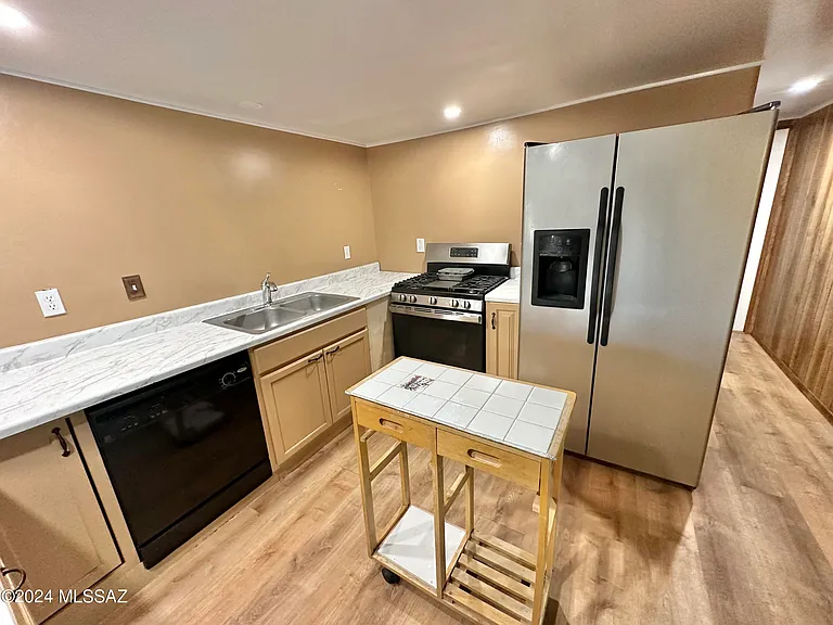 1490 N John Adams St — Photo 19