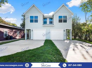 2025 Grainger St, Fort Worth, TX 76110