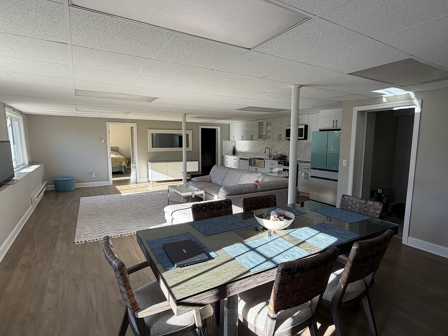 2 bed, 1200 sqft, $2,350 — Photo 2