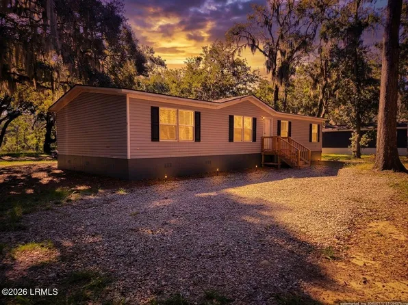 3 Shiney Road, St. Helena Island, SC 29920