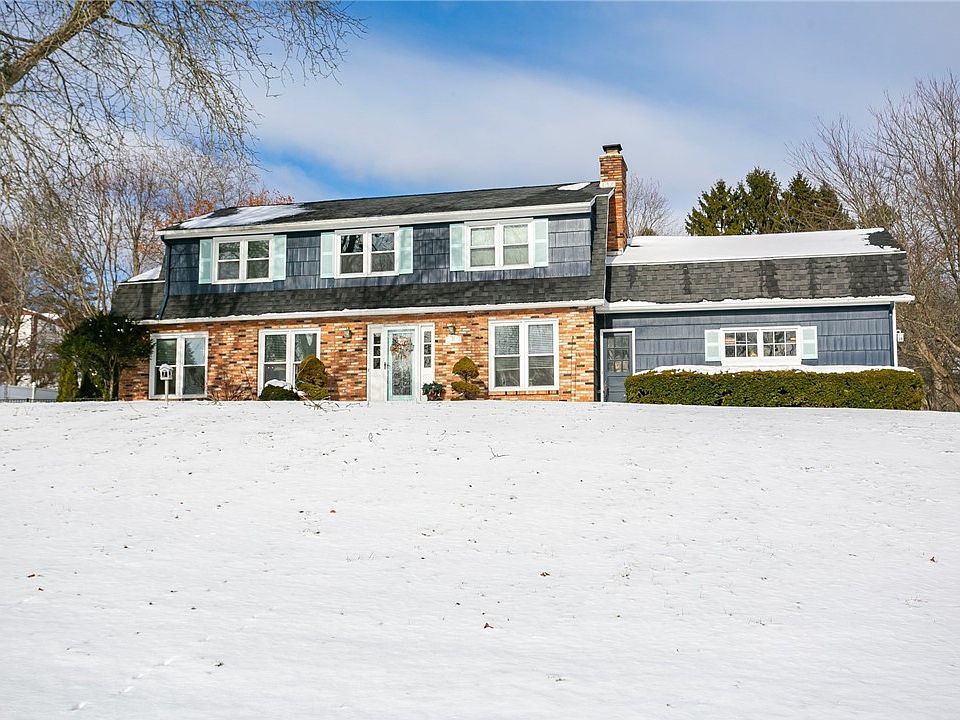 1st image of 31 Crestview Dr