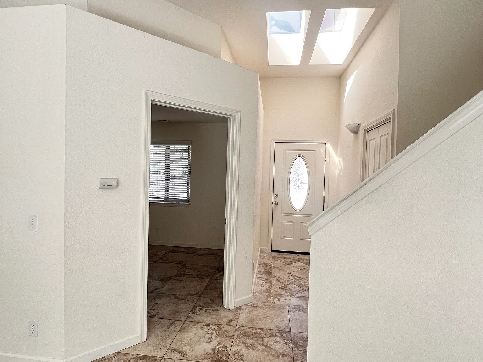 3202 Rockview Pl — Photo 2