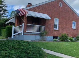 3518 Hinton Rd, Athens, WV 24712