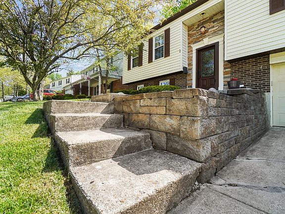 4th image of 1702 Eastwind Ct