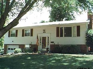 12757 Grover St, Omaha, NE 68144