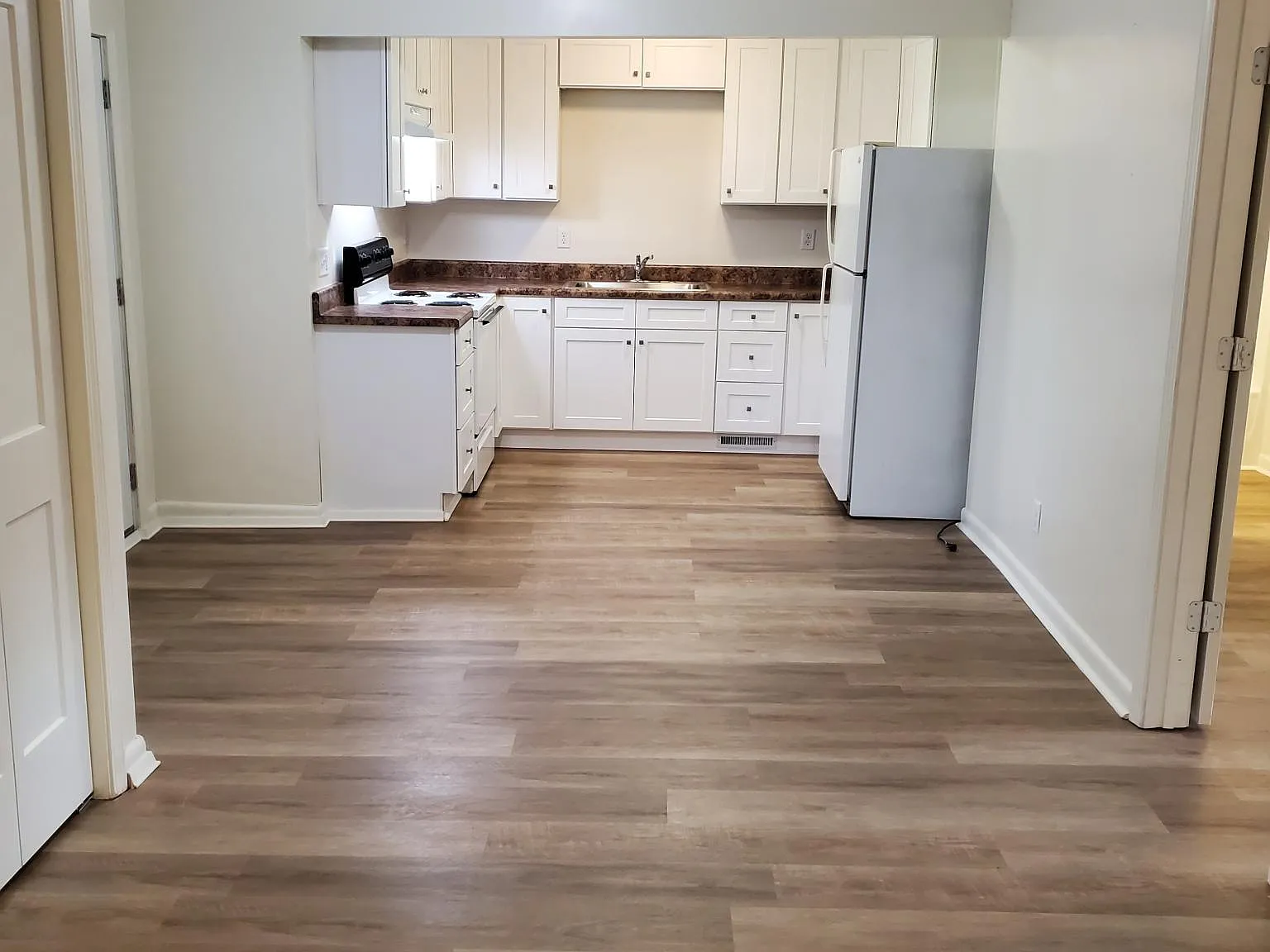2 bed, 761 sqft, $1,000 — Photo 3