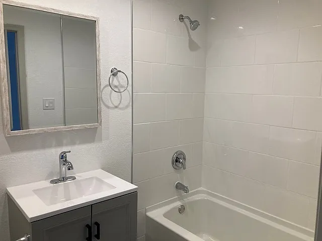 735 Avenue A SW #C — Photo 7