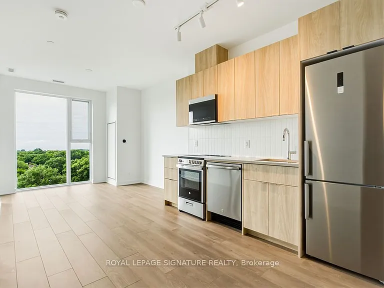 1660 Bloor St W #1204 — Photo 9