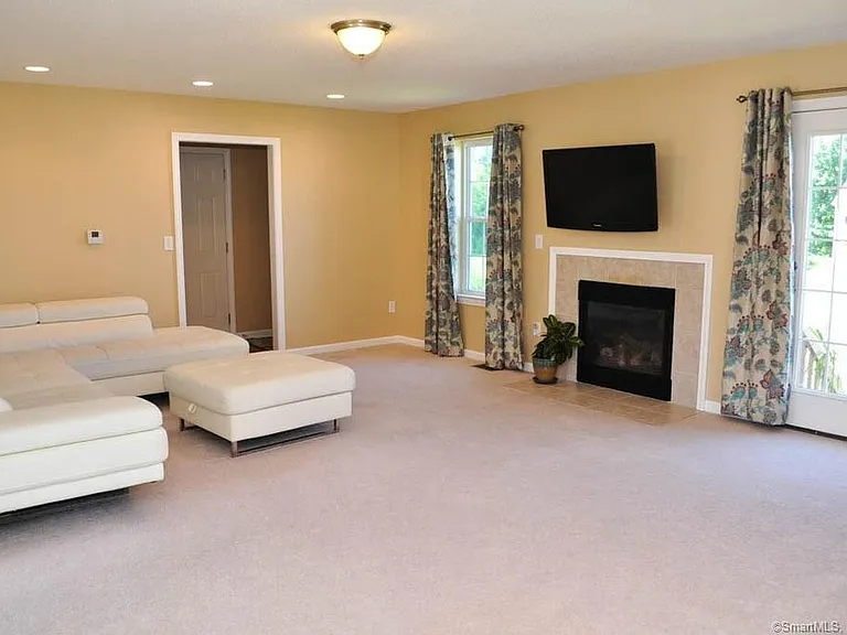 51 Steeple View Dr — Photo 18