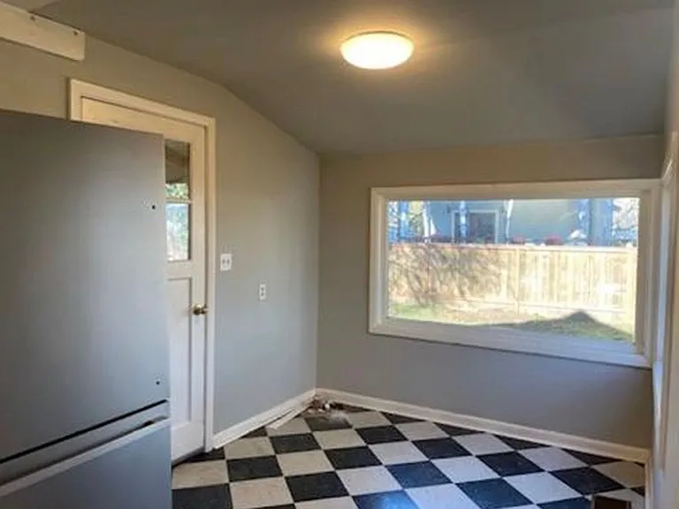 3443 SE Grant Ct — Photo 4
