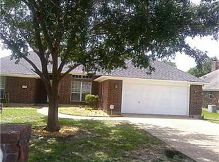 708 Hasselt St, College Station, TX 77845