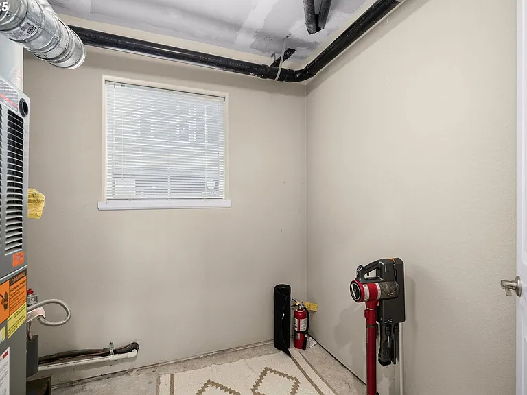 10955 SW 130th Ave — Photo 26