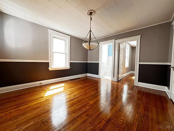 2nd image of 4000 Taylor Ave