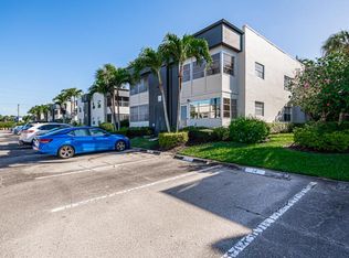 372 Burgundy Ave #H, Delray Beach, FL 33484