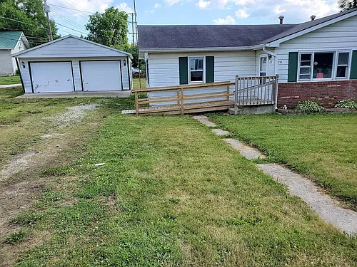 112 W Summitville St Photo 1