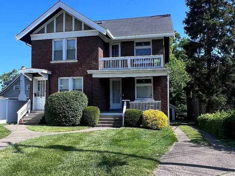 2808 Madison Rd — Photo 1