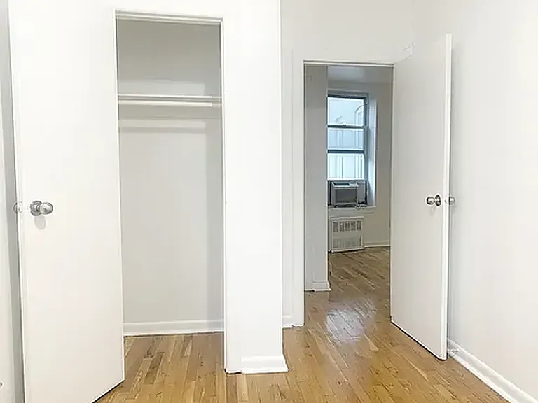 95 S 8th St #3F — Photo 9