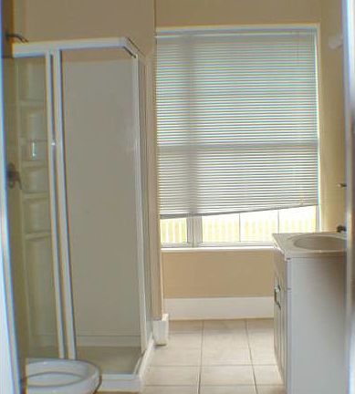 2nd image of 909 Pine St APT 1