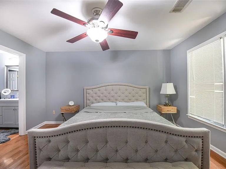 304 Bridle Path — Photo 22