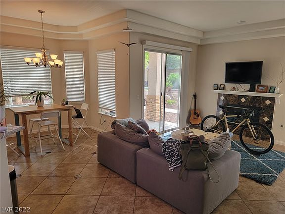 2nd image of 224 Morgyn Ln Unit 4